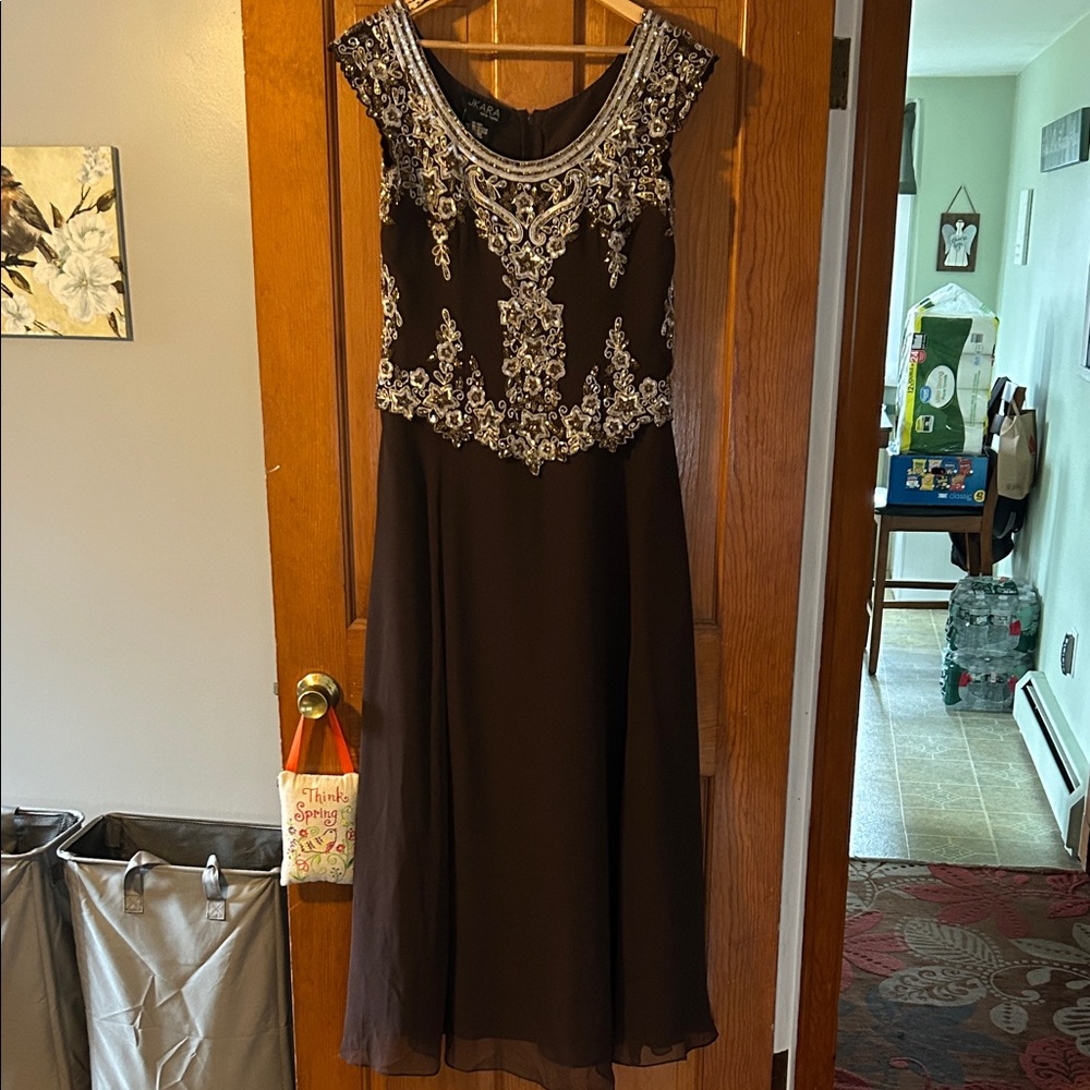 J Kara Elegant Brown Midi Dress with Silver Embroidery